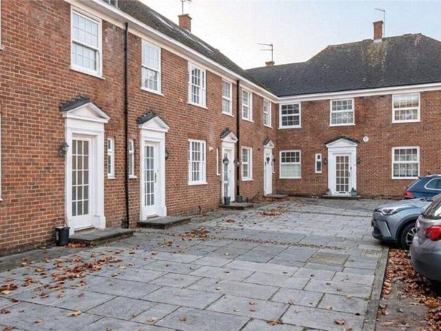 House for sale in Cat Hill, England