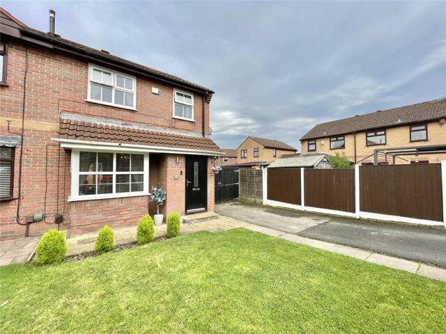 House for sale in Widnes, Cheshire