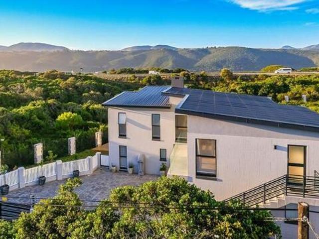 House for sale in Wilderness, Garden Route District Municipality