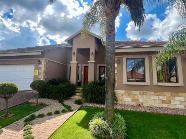 House for sale in Dr Kenneth Kaunda, North West