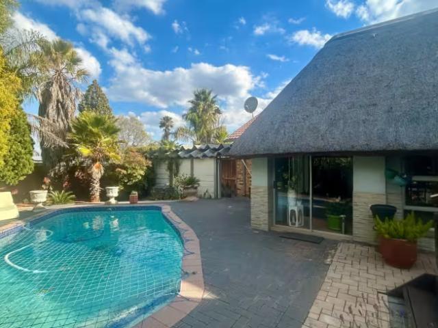 House for sale in Wilkoppies, Matlosana Local Municipality
