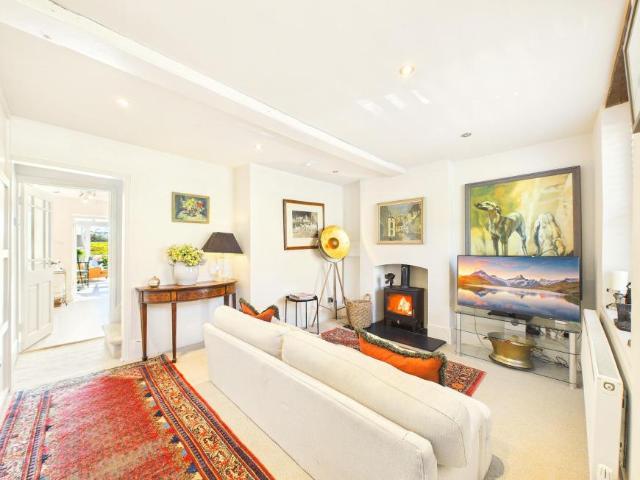 House for rent in Winchcombe, Pamington