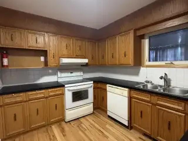 House for rent in East St. Paul, Manitoba