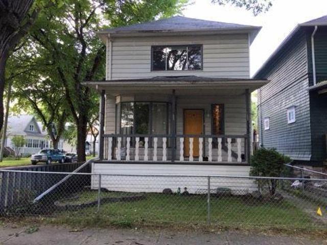 House for rent in East St. Paul, Manitoba