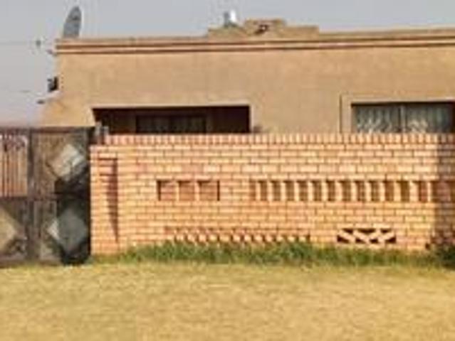 House for sale in Kagiso, Gauteng