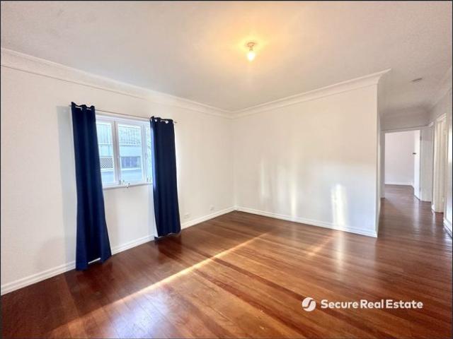 House for rent in St Lucia, Greater Brisbane