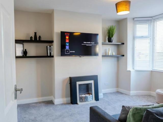 House for rent in Oxley, West Midlands