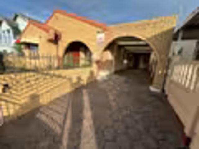 House for sale in Phoenix, Kwazulu-natal