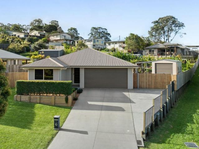 House for sale in Maroochy Rivers Estate, Sunshine Coast Regional