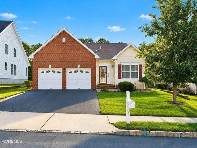 House for sale in Pine View Estates, Howell Township