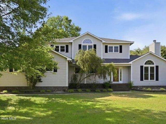 House for sale in Hubert, North Carolina
