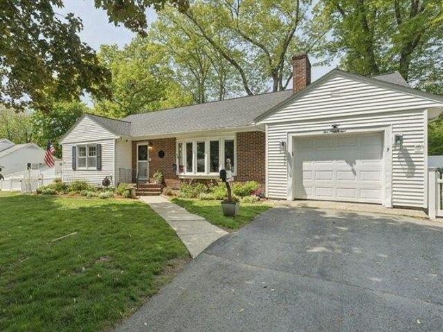 House for sale in Hudson, Massachusetts