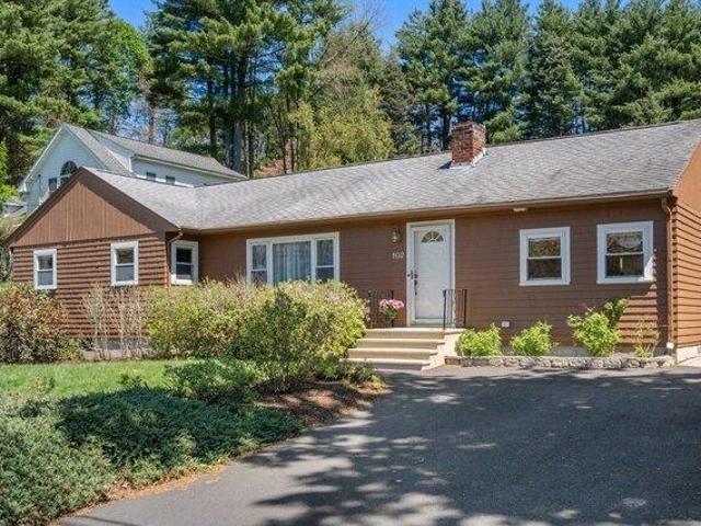 House for sale in Hudson, Massachusetts