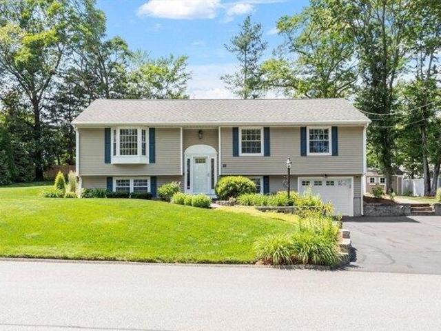 House for sale in Hudson, Massachusetts
