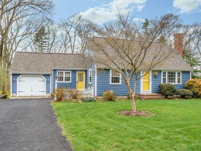 House for sale in Hudson, Massachusetts