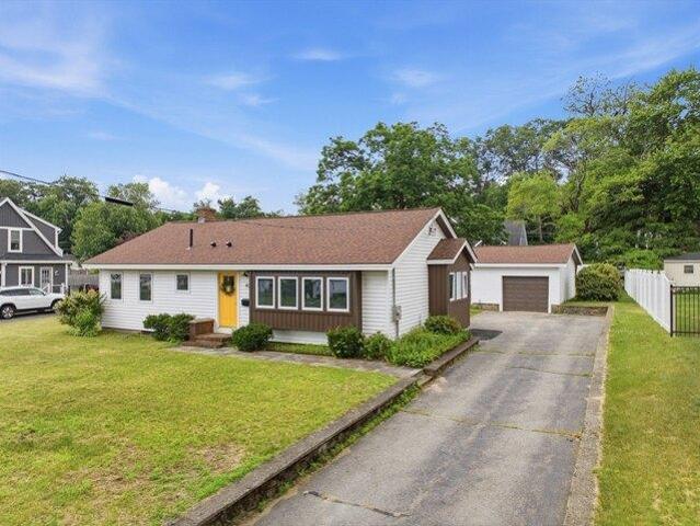 House for sale in Hudson, Massachusetts