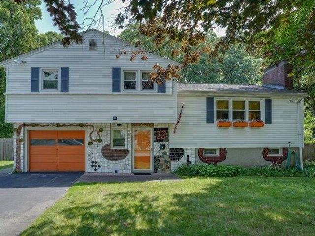 House for sale in Hudson, Massachusetts