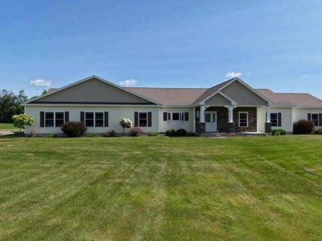House for sale in Hudson, Maine