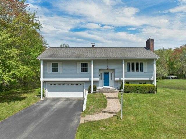 House for sale in New Hampshire