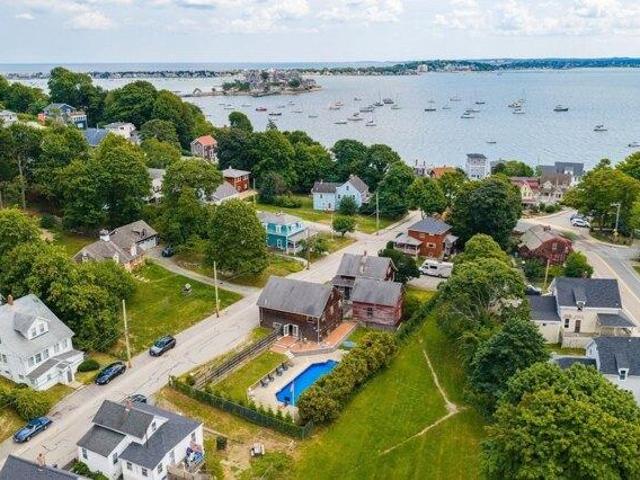 House for sale in Fort Revere, Hull