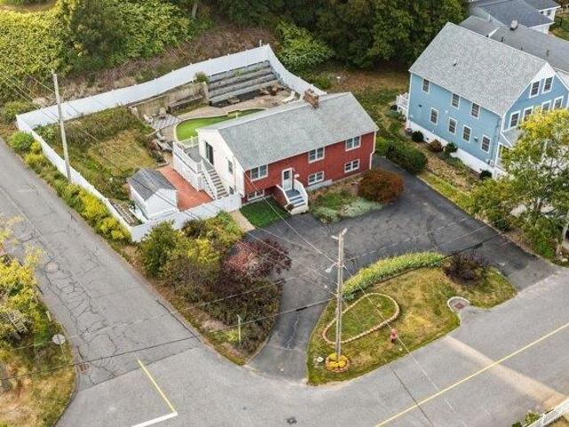 House for sale in Nantasket Beach, Hull