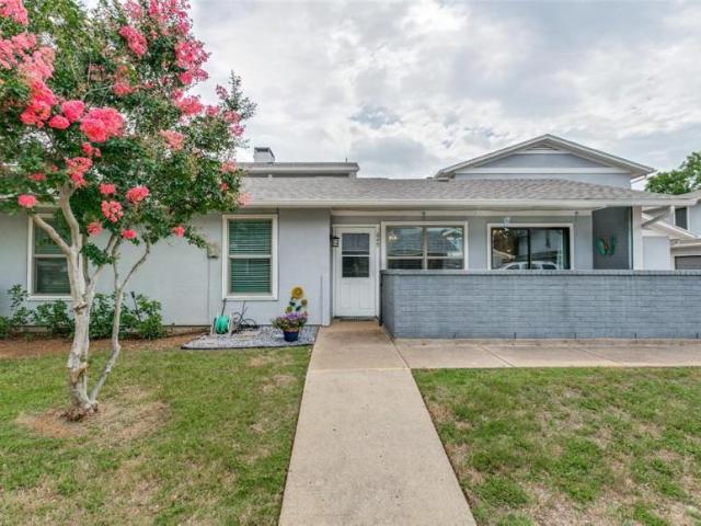 Condo for sale in Hurst