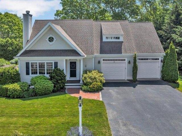 House for sale in Hyannis, Hyannis