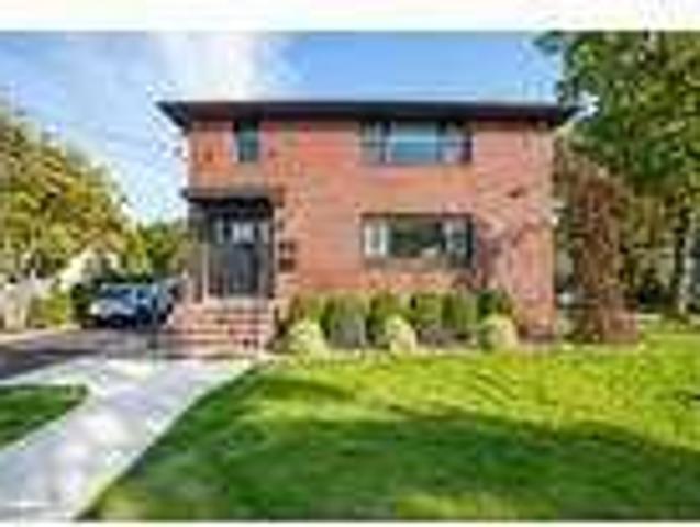 House for rent in Bloomfield, Connecticut
