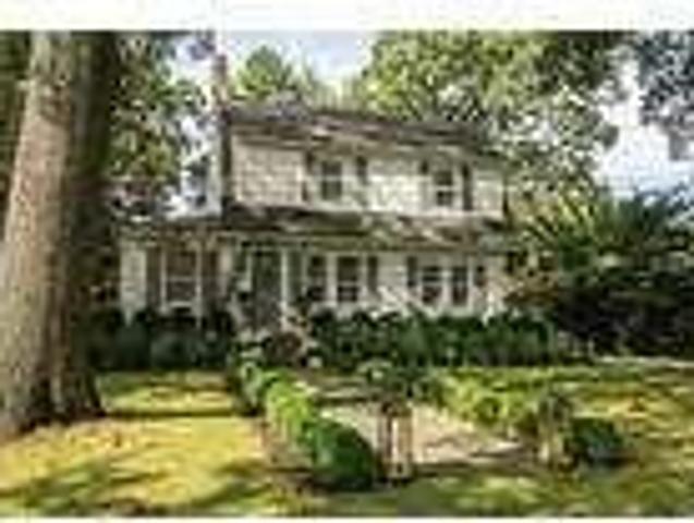 House for rent in Brightwaters House for rent in Brightwaters