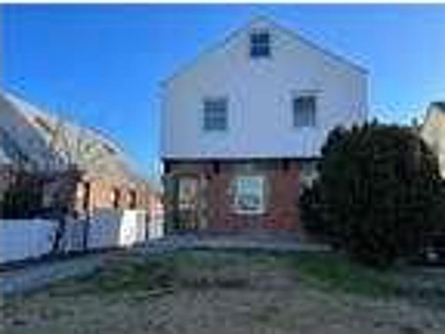 House for rent in Queens, Arverne