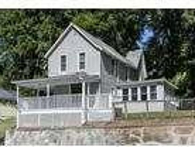 House for rent in East Dubuque, Illinois