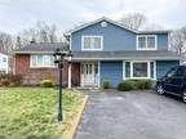 House for rent in Bohemia, New York