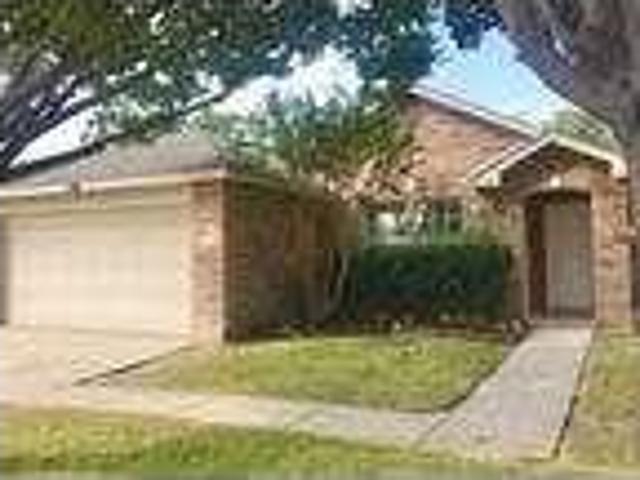 House for rent in Justin