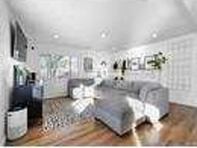 House for rent in Long Beach, California