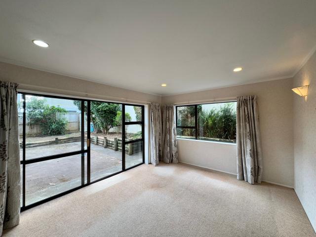 House for rent in Eastern Beach, Howick