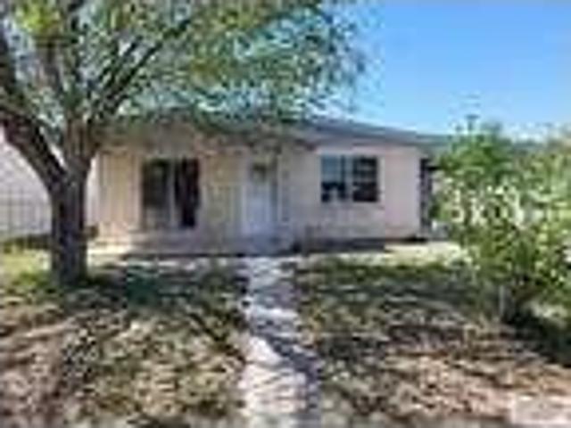 House for rent in Mercedes