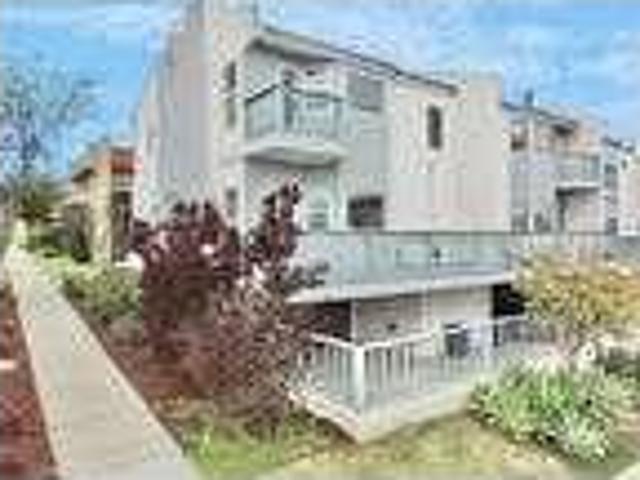 House for rent in Signal Hill House for rent in Signal Hill