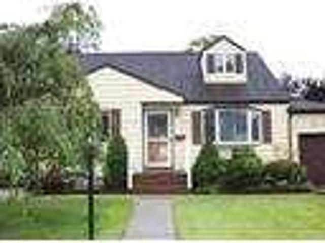 House for rent in Babylon, New York