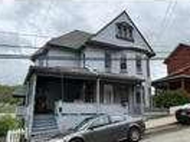 House for rent in Auburndale, Massachusetts