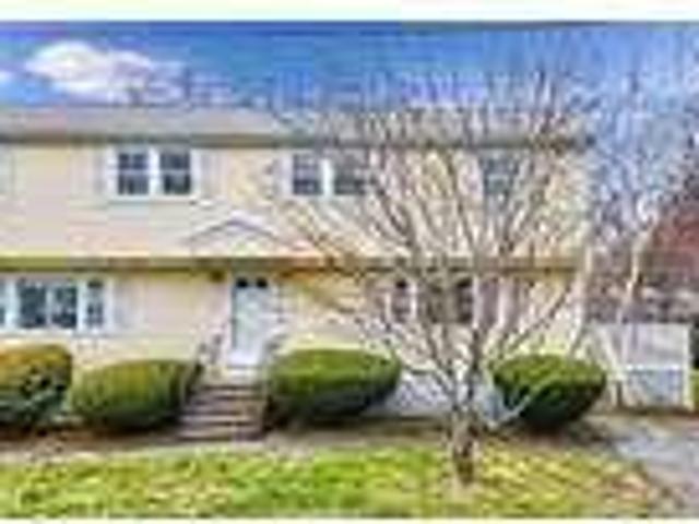 House for rent in Woburn, Massachusetts
