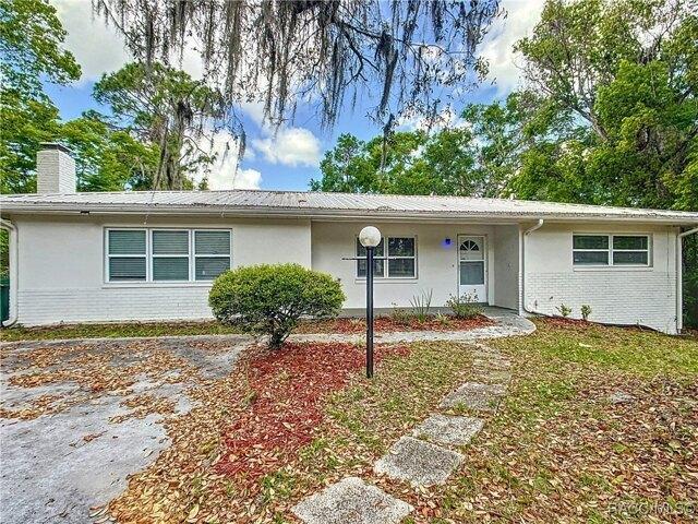 House for sale in Inverness, Florida