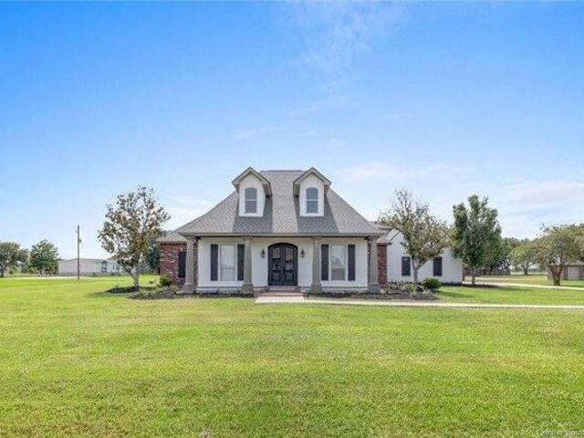 House for sale in Iowa, Louisiana