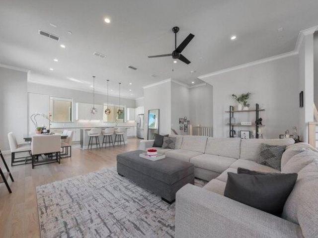 Condo for sale in Irving, Texas