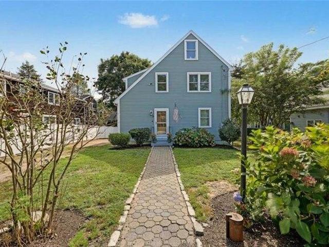 House for sale in Jamestown, Newport County