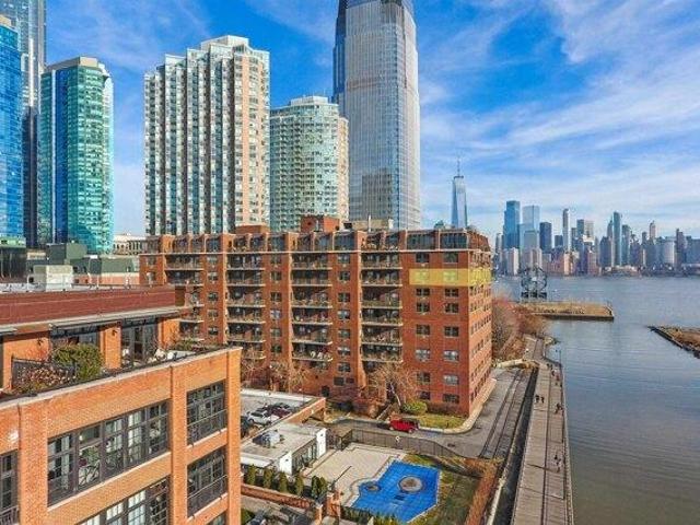 Condo for sale in Hudson, New Jersey