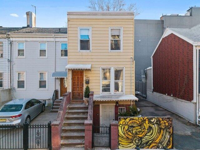 House for sale in Hamilton Park, Jersey City