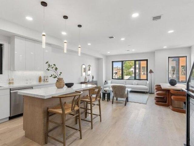Condo for sale in Hudson, New Jersey