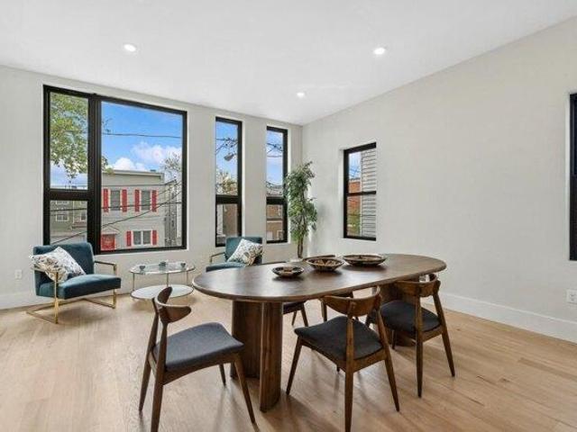 Condo for sale in Hudson, New Jersey