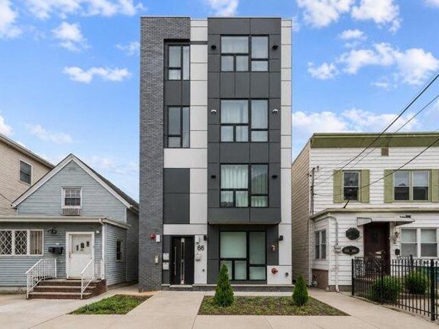 Condo for sale in Hudson, New Jersey