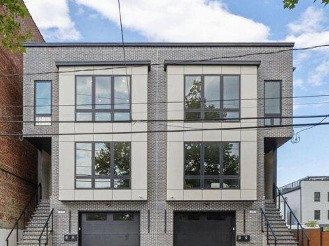 Condo for sale in Hudson, New Jersey